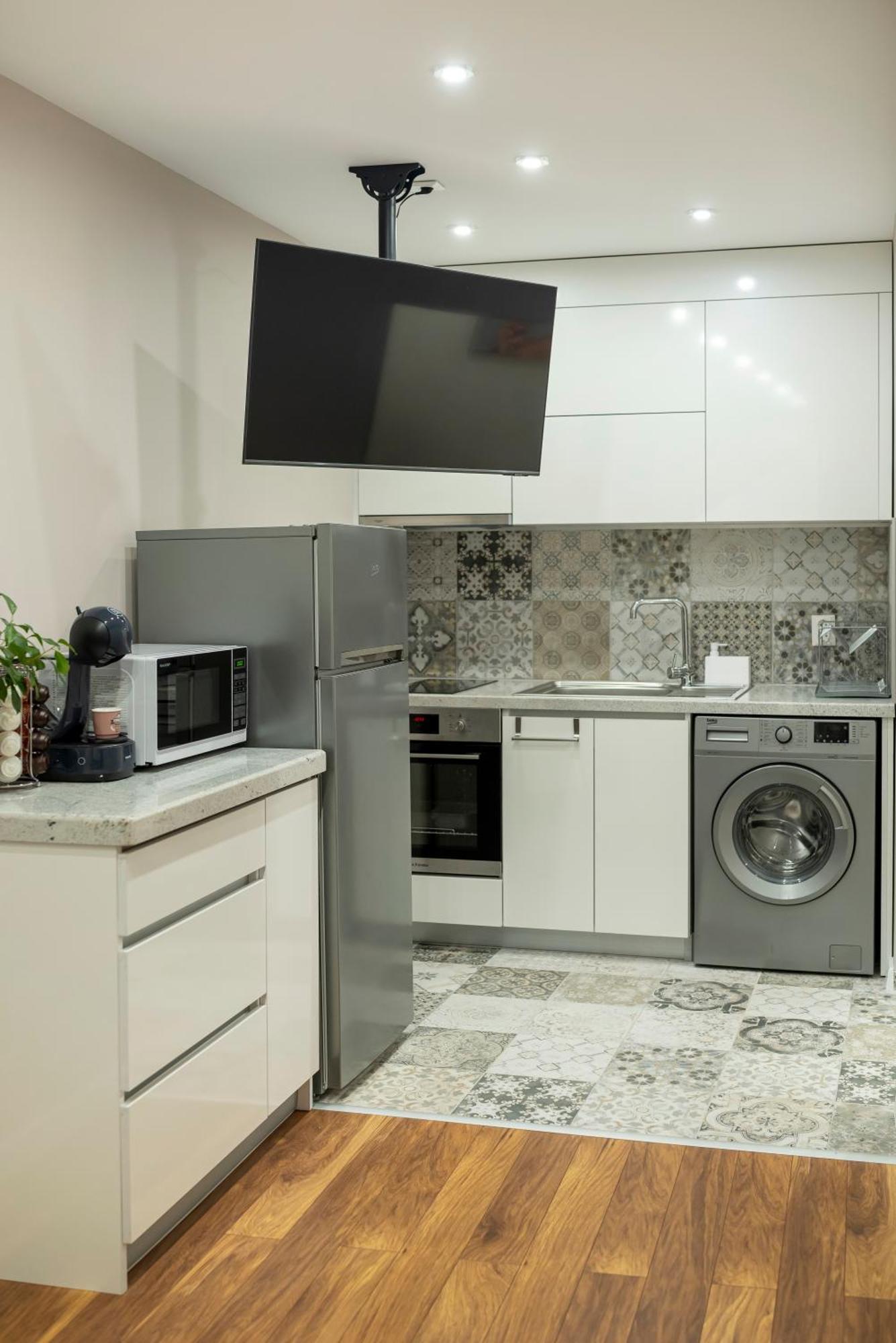 Mdm Apartment City Center Felicita Deluxe 루세 외부 사진